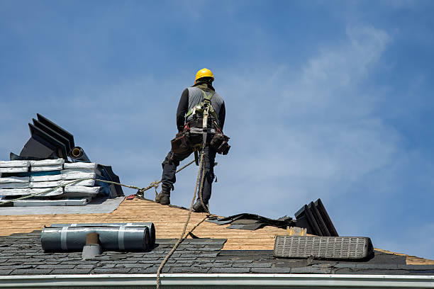 Professional Roofing technician working in Narvon, PA